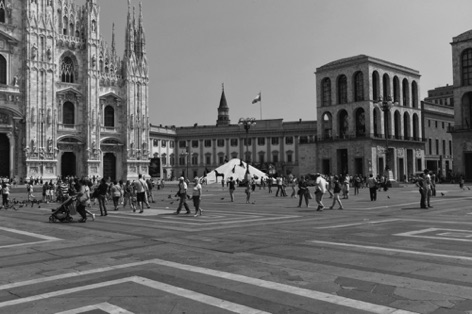 NILANO - piazza Duomo